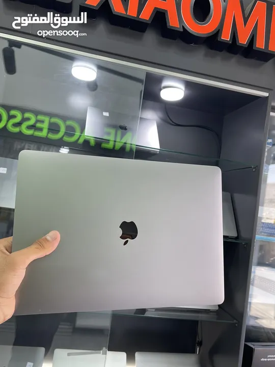 MacBook Pro 2018-2019”15