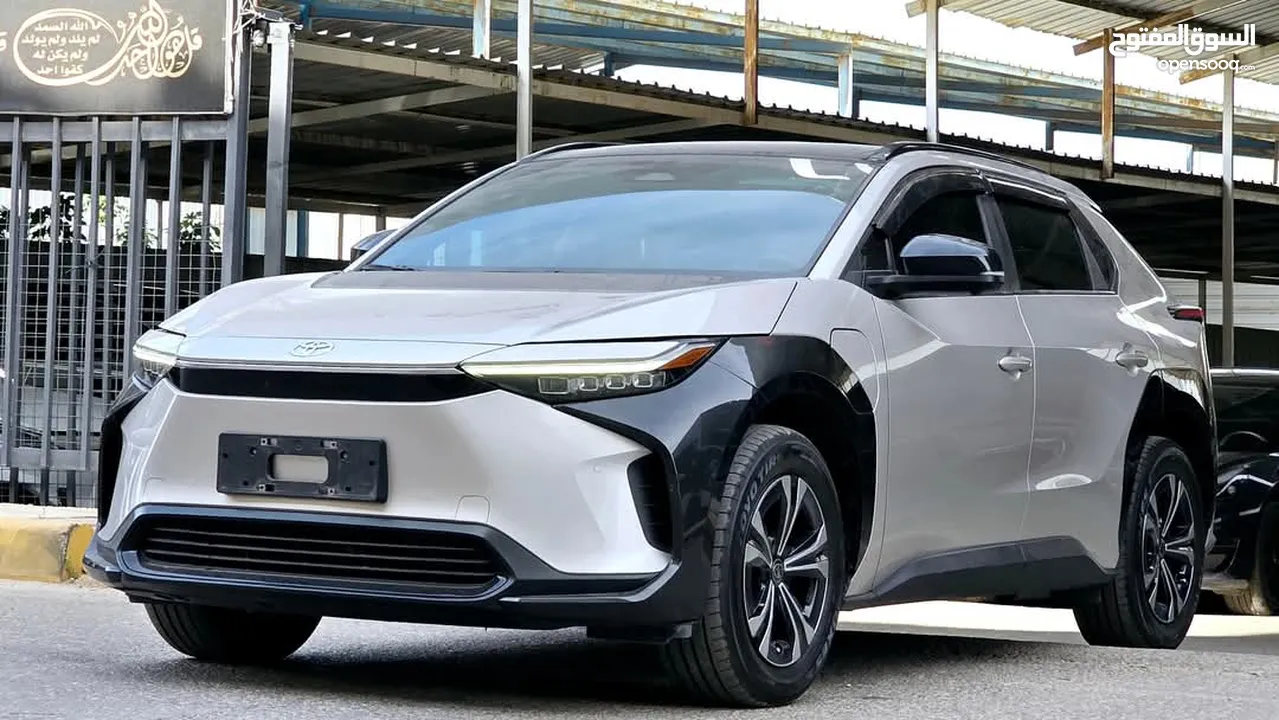 2022 تويوتا BZ4x برو لونج رينج بطارية كبيرة لون مميز ممشى قليل فحص كامل ولا ملاحظة