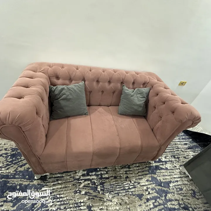 .........::طقم كنب تفصيل مخمل ثقيل 8 مقاعد خشب سويد بحالة ممتازة ........:.::::::::::