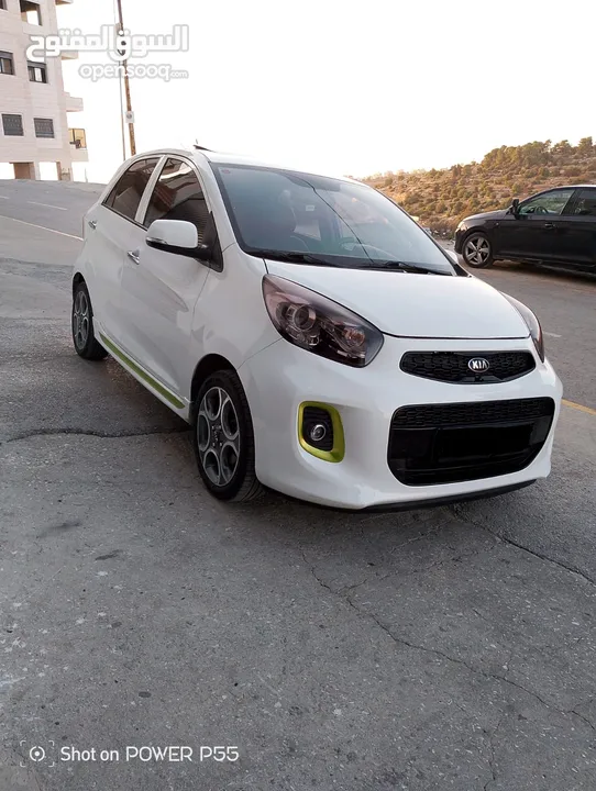 كيا GT laine فل الفل مع فتحه اصليه