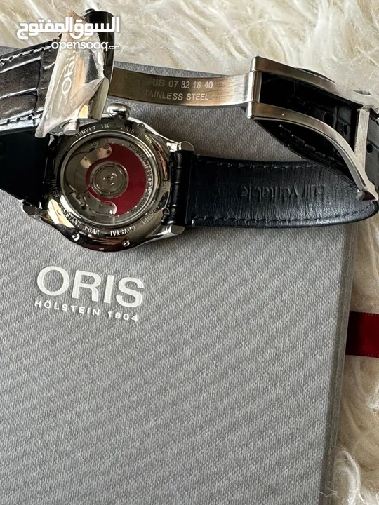 ساعة ORIS للبيع بسعر ممتاز