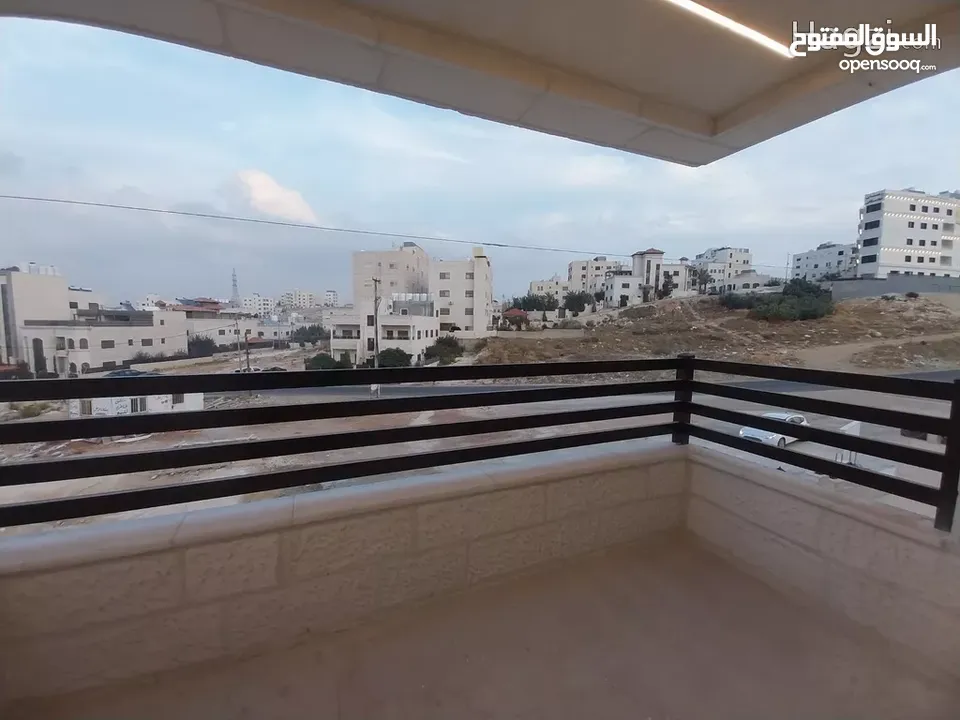 شقه طابق اول  غير مفروشه للبيع في البنيات تشطيبات سوبر ديلوكس ( Property ID : 30214 )