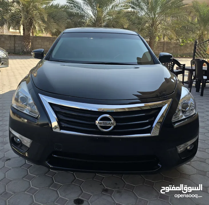 Nissan Altima SV  2.5 2015