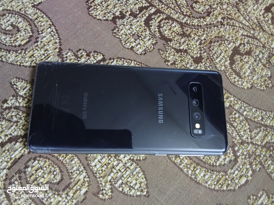 للتواصل على الواتساب  Samsung s10