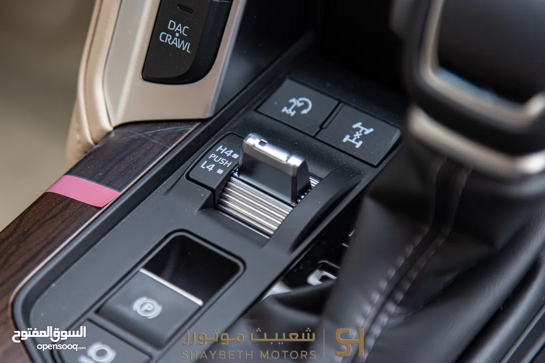 Toyota Land Cruiser Gx-r 2024  يمكن التمويل بدفعة اولى 25% و من خلال المعرض