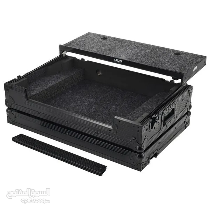 Flight case for ddj-1000 FLX10