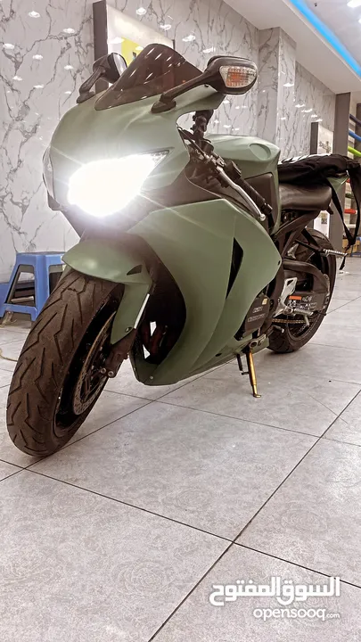 دراجة هوندا cbr1000