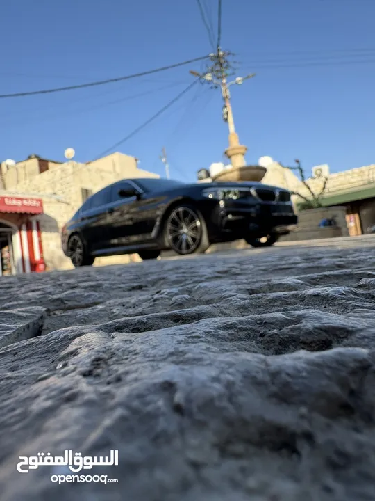 BMW 530e  E drive  Individual