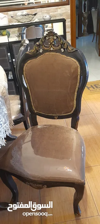 فرن غاز و غسالة اوتوماتيك و طاولة سفرة