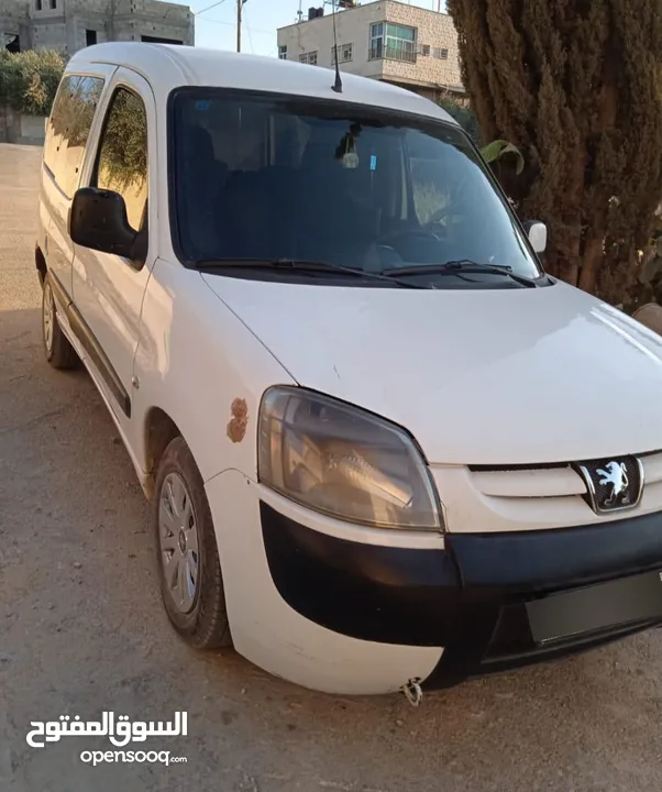 بيجو بارتنر   اللون أبيض موديل 2008 ماتور 1600  مع تيربو  نوع الوقود  ديزل  نوع ناقل الحركة يدوي