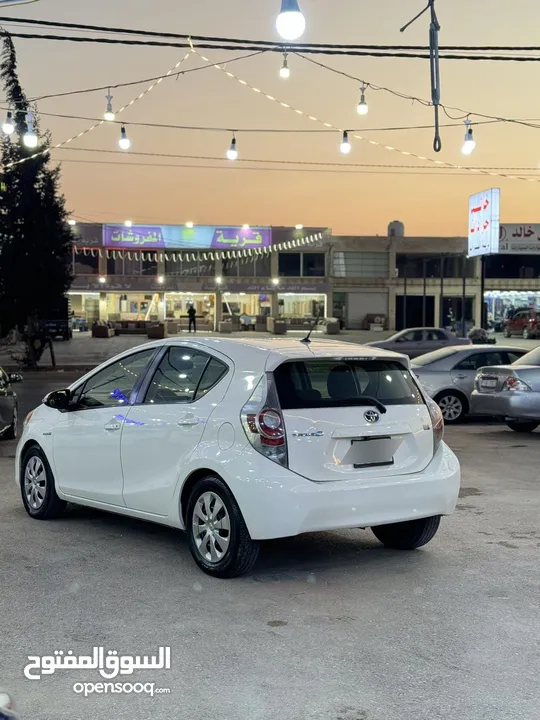 تويوتا بريوس c 2014 بطاريه الشركه