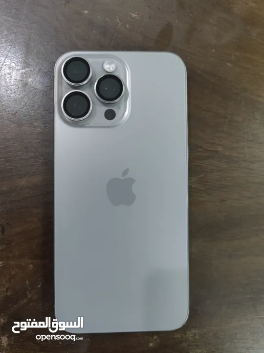 iPhone 15 pro max titanium 256