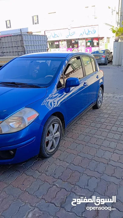 Nissan versa