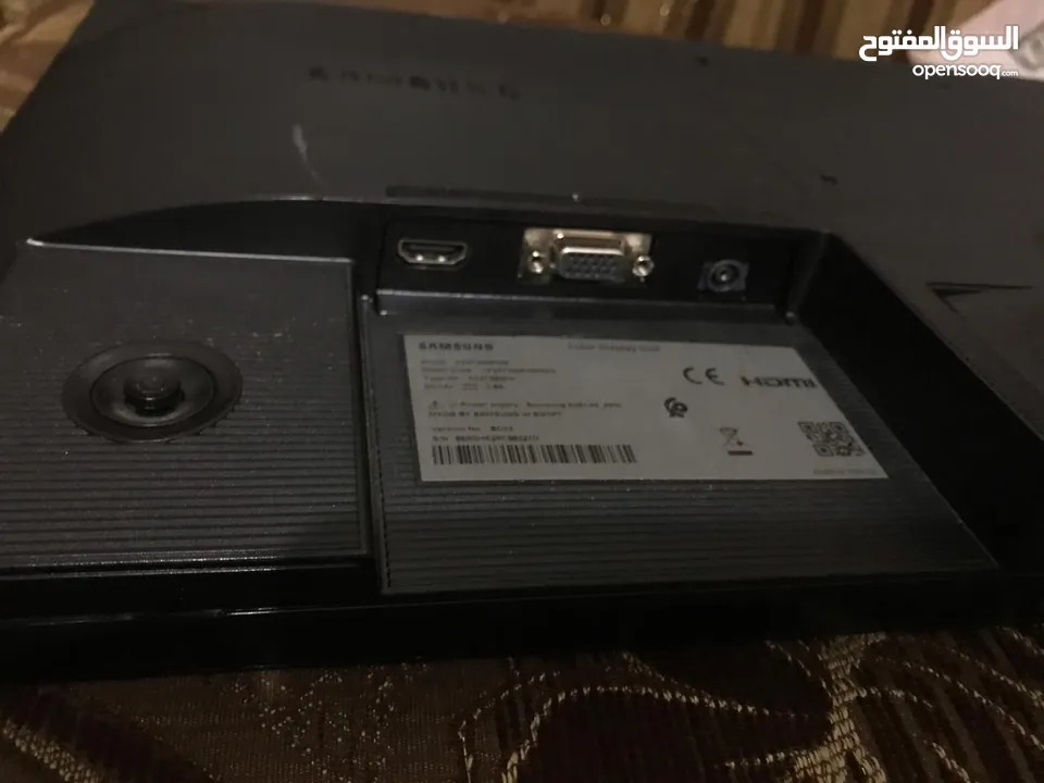 شاشه كومبيوتر بالصلاة على النبي مستخدمه اشي بسيط جدا شبه جديده