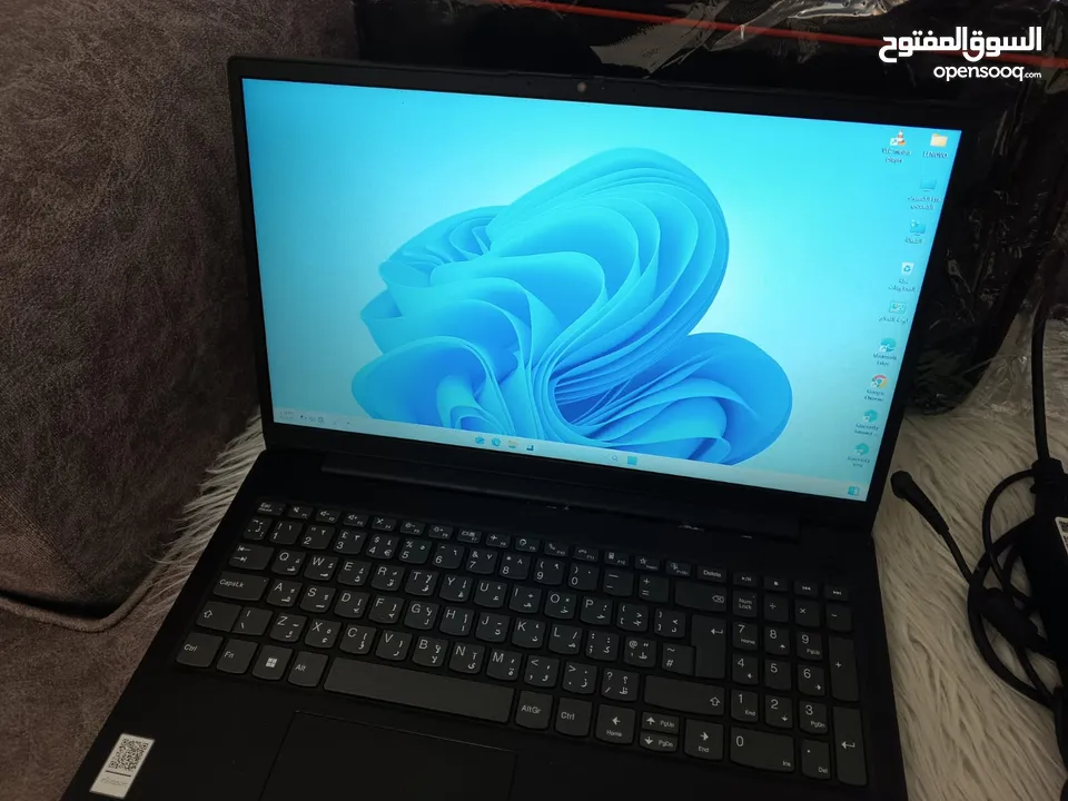 لابتوب لينوفو موديل 2023 لون اسود قصة حديثة معالج core i3 الجيل الحادي عشر رامات 8 جيجا3200 تردد  ها