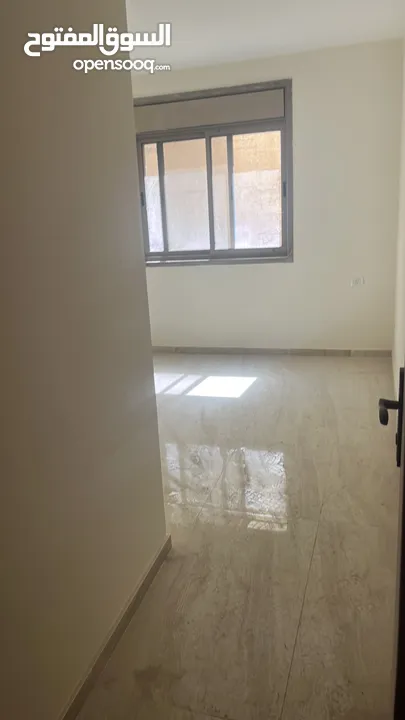 شقة لقطة في الطيرة قرب ادارة الحراسات