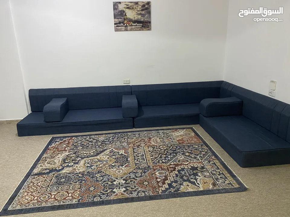 طقم فرشات للبيع شبه جديد