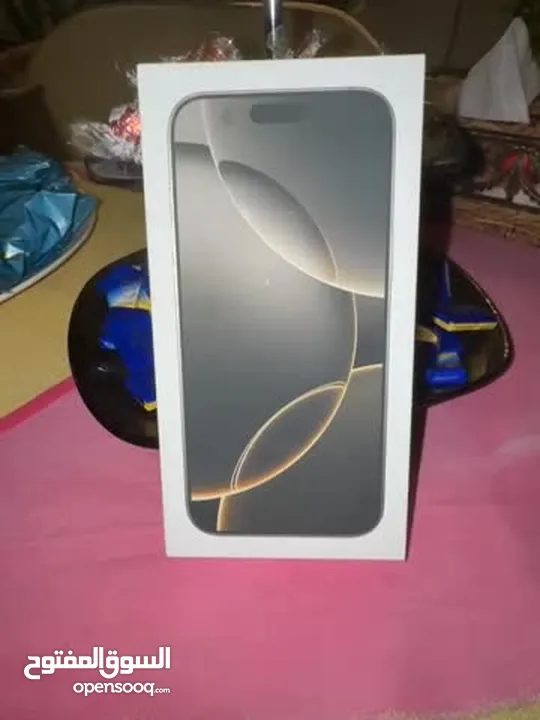 أيفون 16 برو ماكس 256 جيجا تيتانيوم الطبيعي ، وارد شرق اوسط.  iPhone 16 pro max 256 G/ Titanium