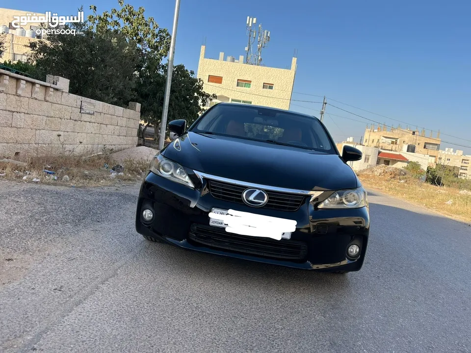 Lexus CT موديل 2011