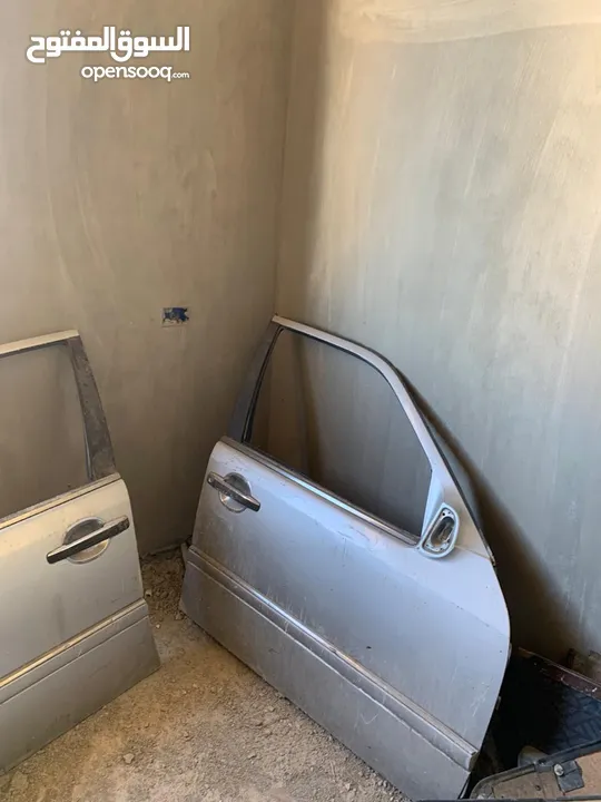 بواب امامي سياره مارسيدس c200