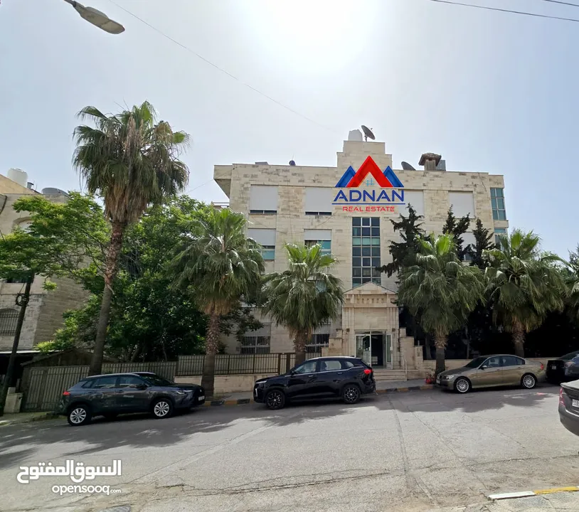 عمارة كاملة للبيع على ارض مساحة دونم في ارقى مناطق خلدا