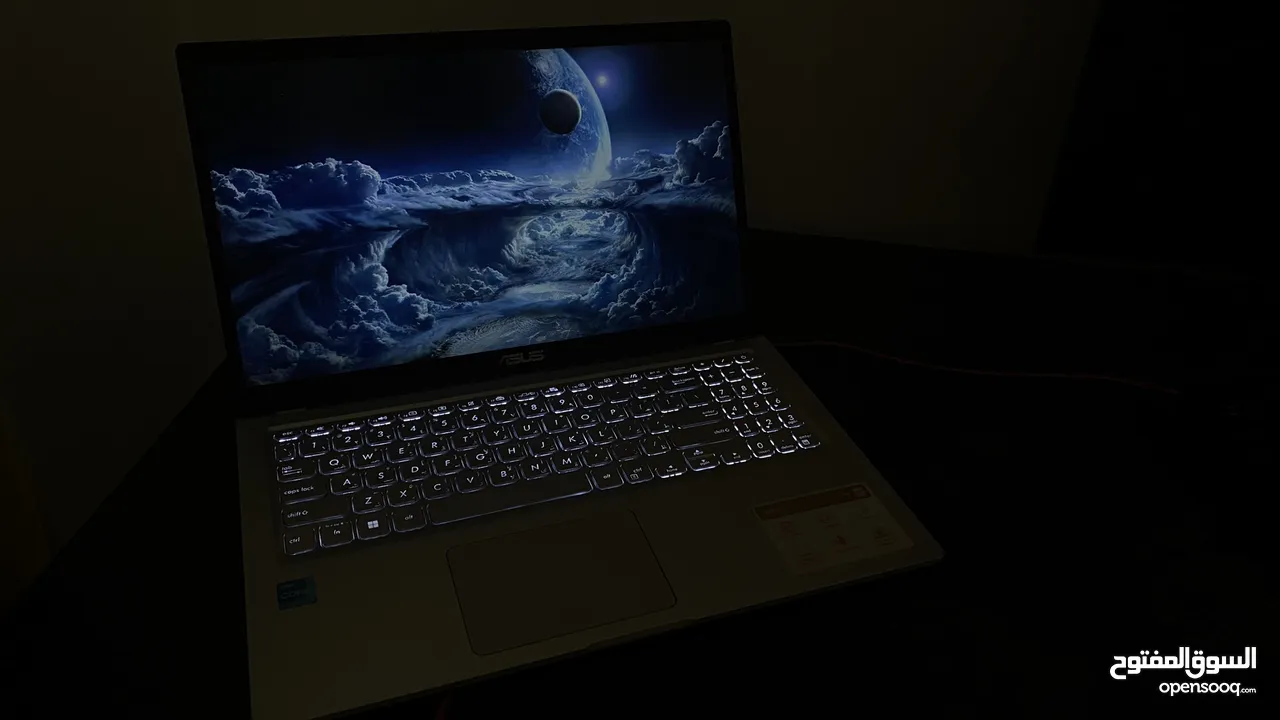 Laptop from asus   لابتوب من اسوس للبيع او البدل ب ايباد او ماك