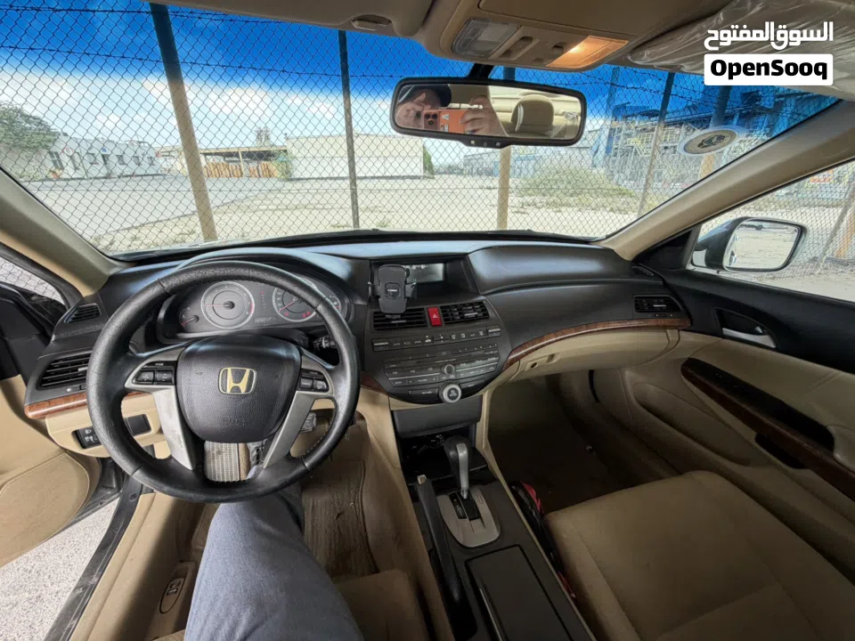 هوندا اكورد للبيع مديل 2012