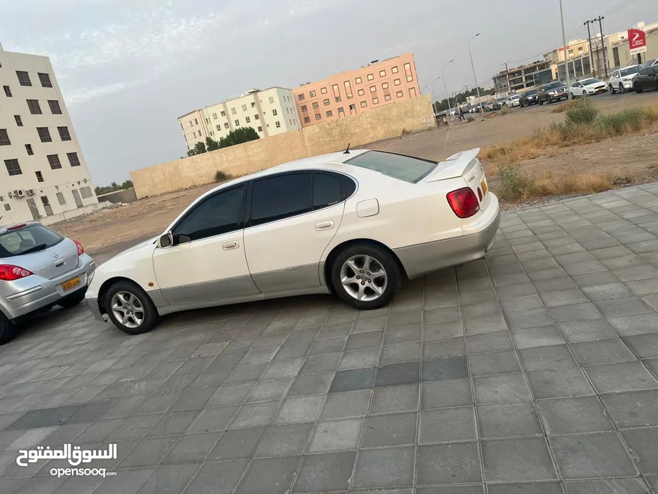 لكزس GS350 موديل 2004