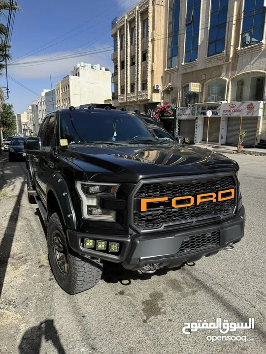 بكب Ford F150 Lariat بحالة ممتازة للبيع 4*4 ماتور 5000 cc نظام فصل سلندرات