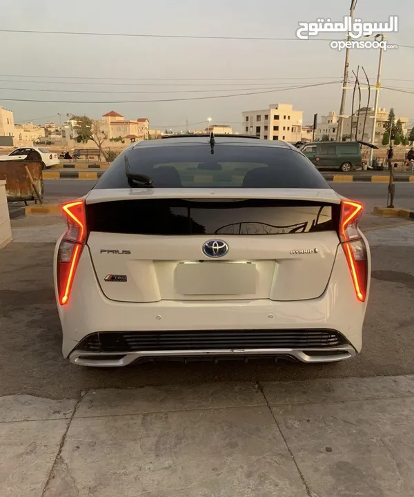 بريوس 2018 بطاريه ليثيوم فل كامل اضافات فحص ثلاث جيد مرفق بالصور