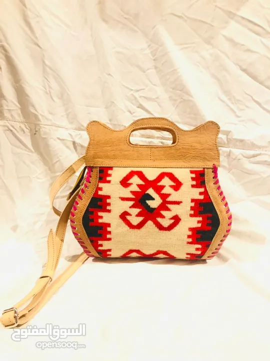 Handmade shoulder bags حقائب  مصنوعة يدويا