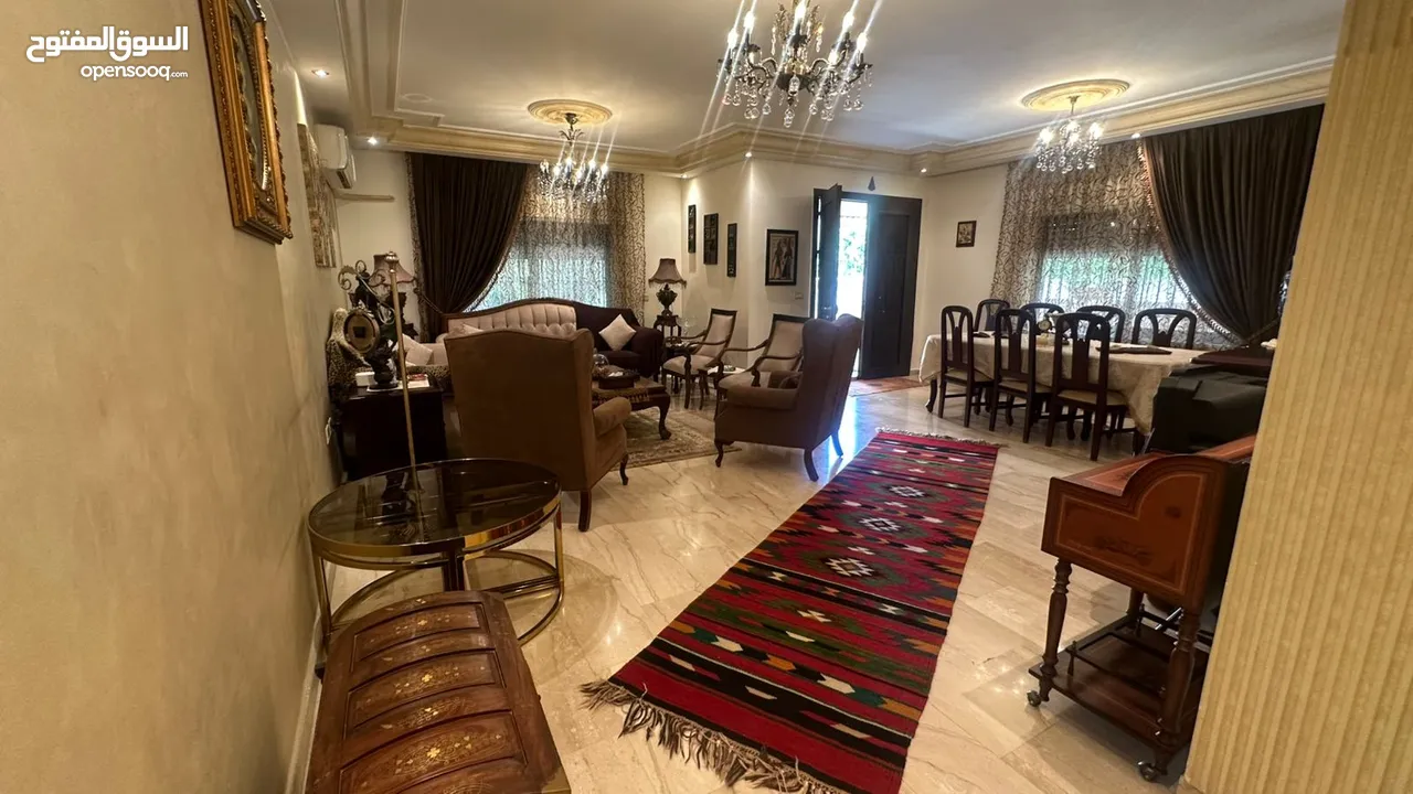 عقار مميز في موقع مميز شقة أرضية 245م في أجمل مناطق الرابيه بسعر مميز / ref 9551