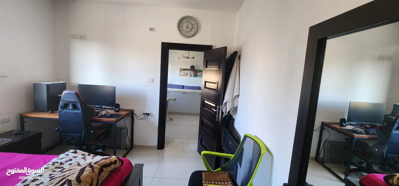 ستوديو في رام الله وسط البلد حي النزهة  الطابق الثالث قريب من كل الخدمات