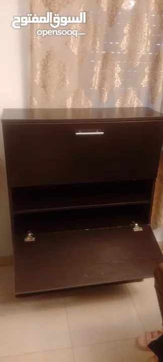 خزانه احذيه ممتازه بحال الجديد لون بني