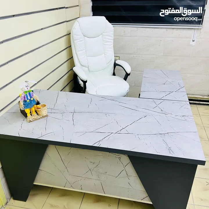 مكتب خشب لامينت 120*60 مع وحدة ادراج معلقه ومفتاح تفصيل جميع الموديلات بسعر المصنع