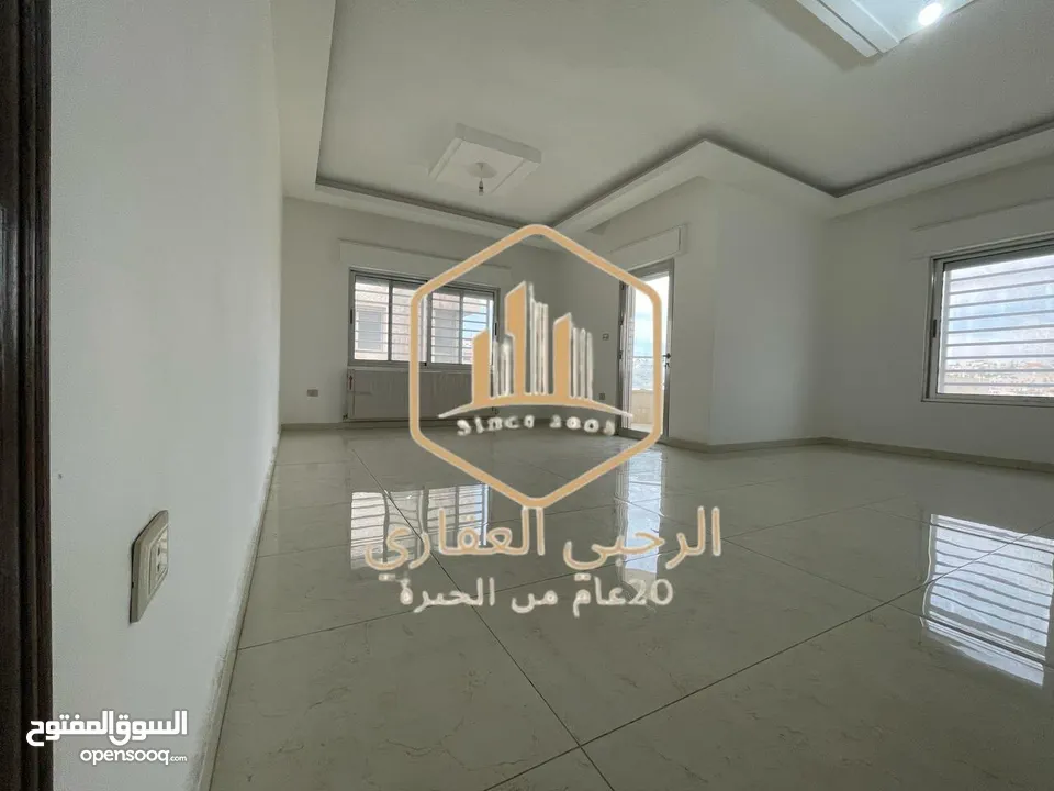 شقة / للايجار / لم تسكن / 3نوم / الجاردنز / 180 متر