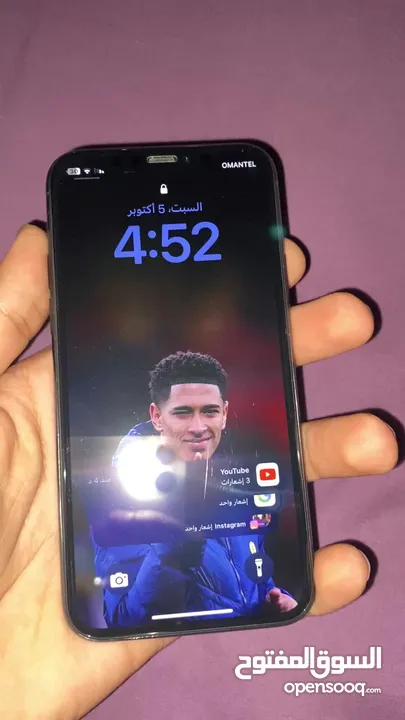 ايفون 11pro ممتاز مع كفرين ب 110الوصف مهم