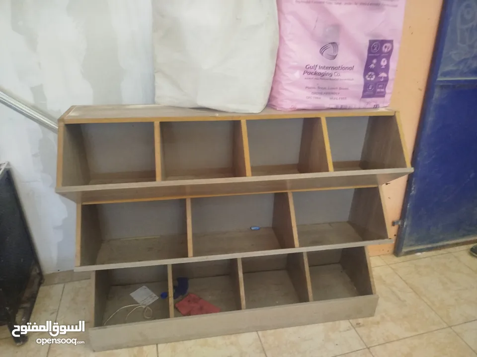 مطعم  شعبي حمص وفلافل للبيع بكامل معداته بكامل معداته وبسعر حرق