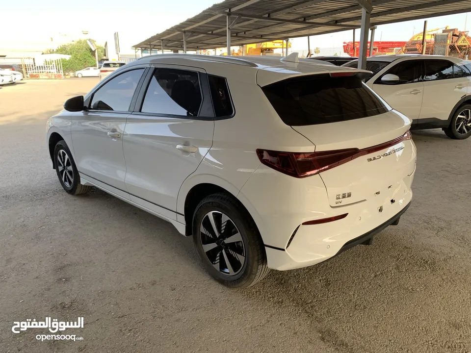 BYD E2 2022 بي واي ديه 2022 صنف لوكشري فل الفل بحاله الوكاله