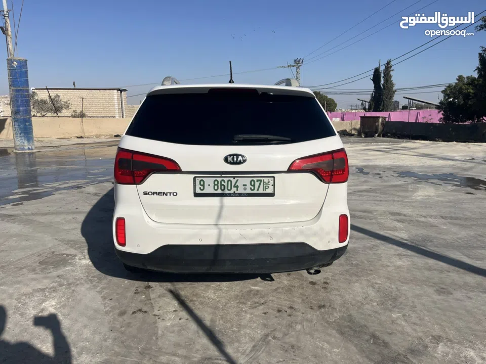 كيا سورينتو 2014 للبيع
