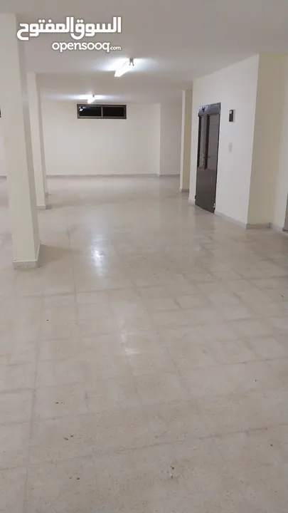 مخزن للايجار