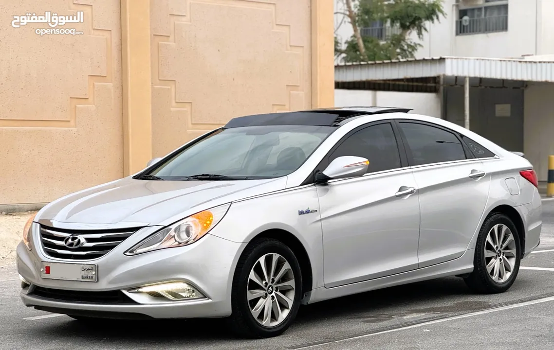 HYUNDAI SONATA 2.0 (PANORAMA SUNROOF) 2014 FOR SALE