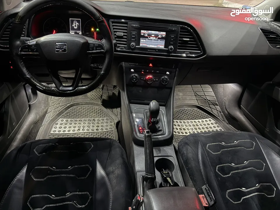 فقط 62 الف سيات ليون 2015 اتوماتيك ترخيص تامين سنة فل اضافات بحالة الشركة سيارة مميزة ونادرة