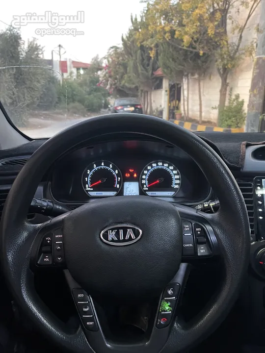 كيا لوتزي 2006 3 جيد لون سلفر ماتور 2000cc