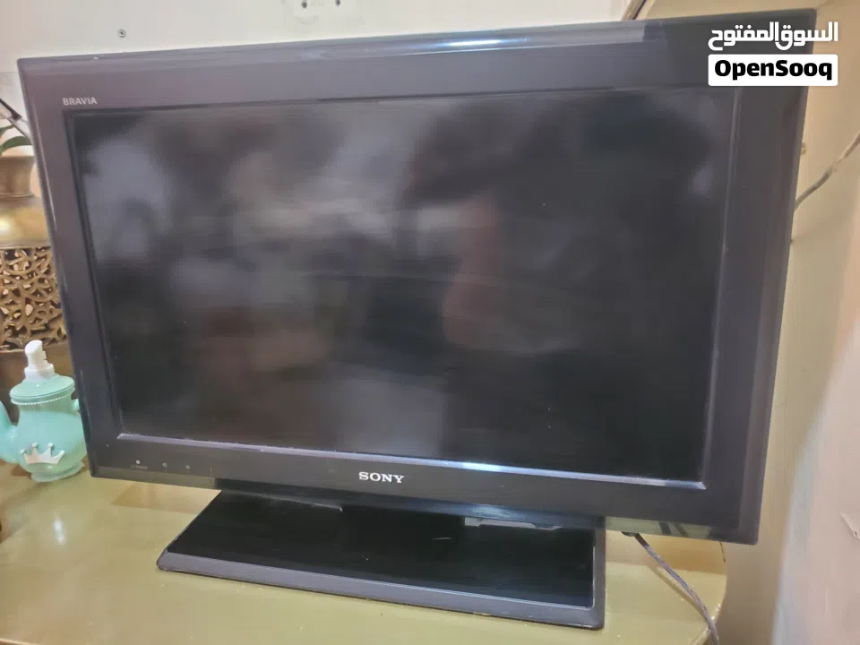 Sony Bravia 26 inch LCD HD TV for sale للبيع تلفزيون سوني برافيا