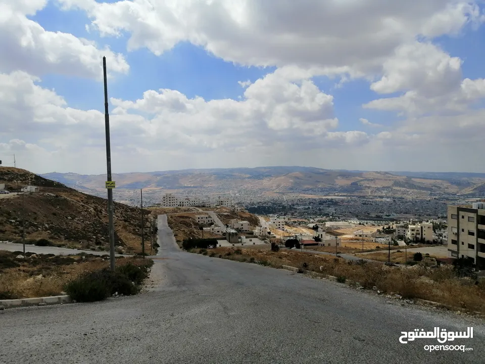 قطعة مميزة قرب شارع الأردن ومطعم ديوان زمان