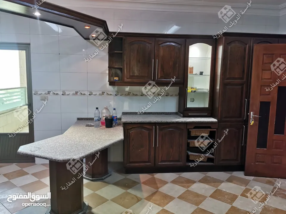 شقة فارغة - دير غبار - 4نوم 2ماستر - 360م - بلكونات بإطلالة مميزة - قرب الخدمات