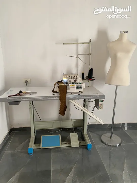 ماكينة حبكه ودرزة