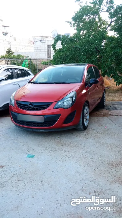 كورسا 2012 اتماتيك سيارة مميزززة