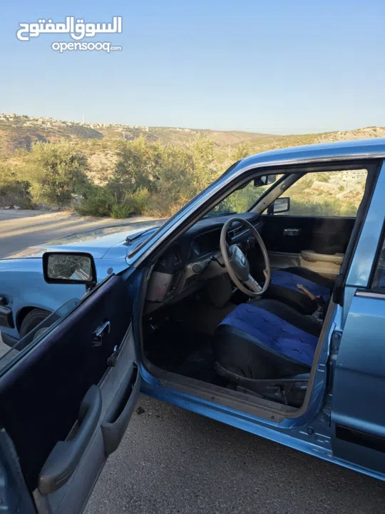 سوبارو 83 للبيع منفوضه بالكامل حبه صدا فش فيها كل اشي فيها جديد مرخصه مامنه مطلوب فيها 10 تالاف